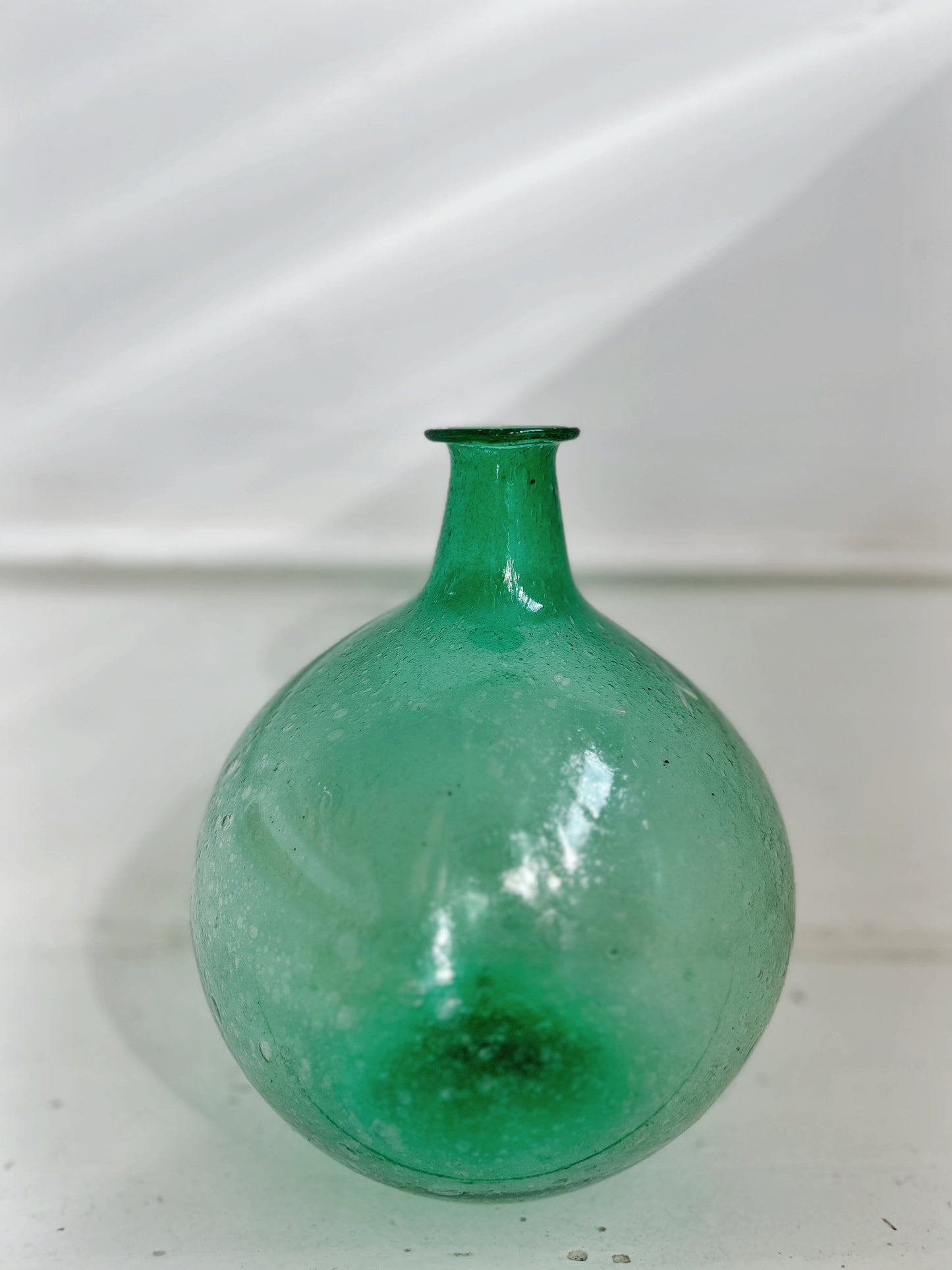 RECYCLED BUBBLE GLASS VASE