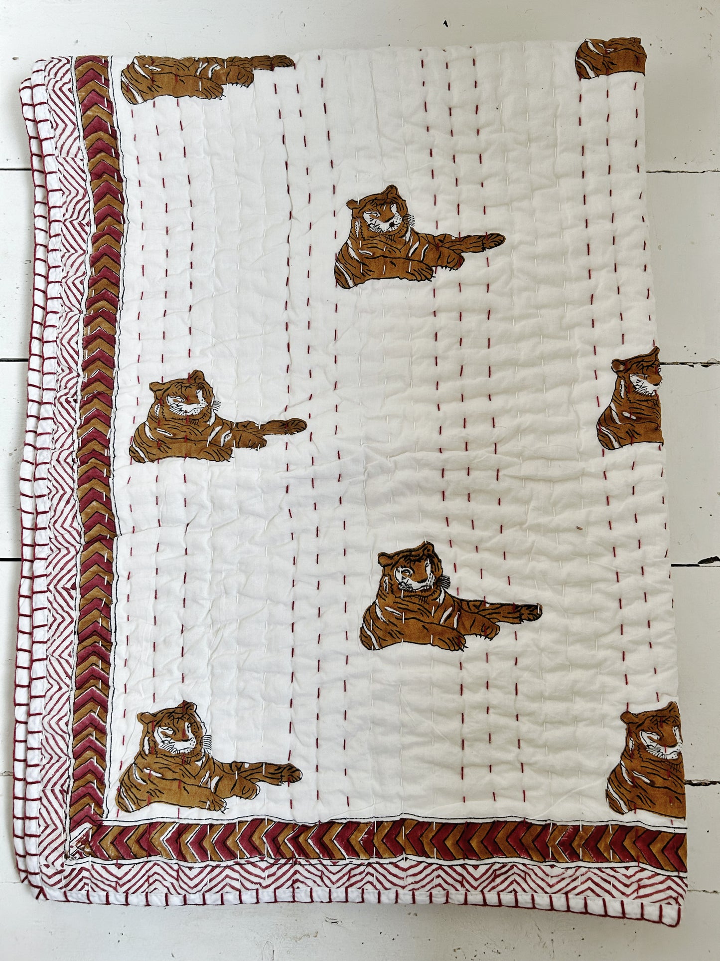 CHILDRENS TIGRIS QUILTED BEDSPREAD
